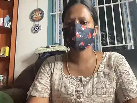 Tamil Sanjana  online show from 06/01/26, 07:37