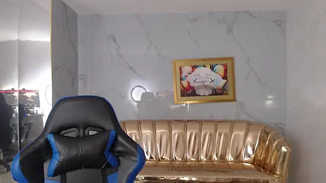 Snapshot of honey_torres_sub chatting on 09/09/25, 01:10 honey torres sub online show from 09/09/25, 01:10