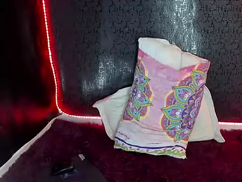 katizaldana online show from 02/05/25, 04:16