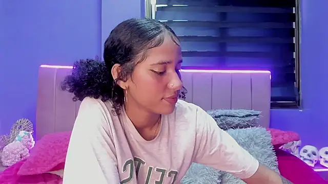 CintiaWalker online show from 02/15/26, 12:47