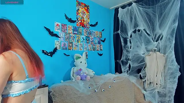 Snapshot of _Mindy_ chatting on 11/06/25, 01:17 Mindy online show from 11/06/25, 01:17