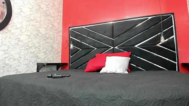 Snapshot of SEXY_HOTTIE__ chatting on 01/11/25, 12:18 SEXY HOTTIE online show from 01/11/25, 12:18