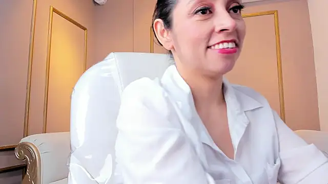 PerlaPreciosa online show from 09/26/25, 03:54