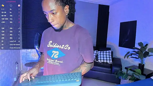 JhonyMiller  online show from 05/23/26, 08:24