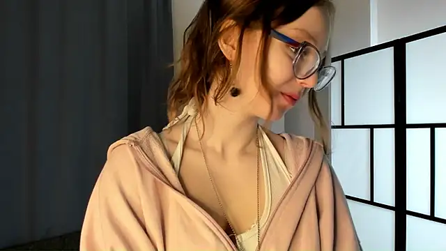 EIviaForland online show from 12/27/24, 04:04