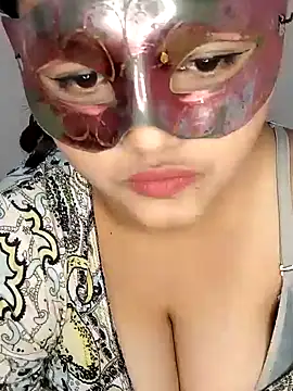 Riya Stream01 online show from 01/12/25, 06:05