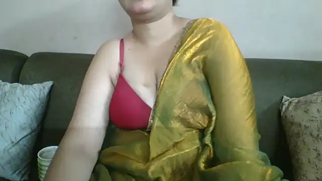 Riya Stream01 online show from 05/15/26, 06:26