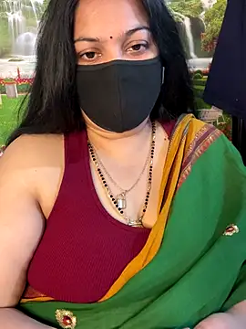 FlatVincy4 online show from 10/08/25, 09:07