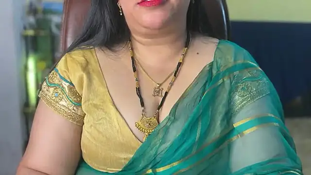 FlatVincy4 online show from 02/05/26, 04:22