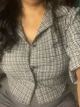 Snapshot of hot_menka chatting on 01/19/25, 11:12 hot menka online show from 01/19/25, 11:12