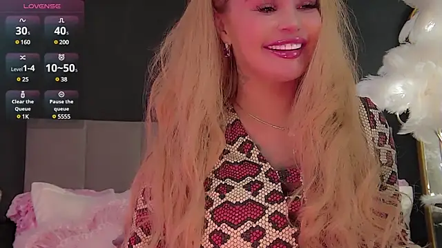 Marussia luxury online show from 03/11/25, 04:07