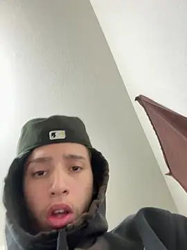 qbaby96 online show from 02/06/25, 11:48