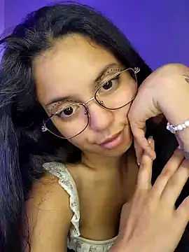 Rosita forever  online show from 03/21/25, 12:51