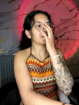 Rosita forever  online show from 10/10/25, 02:21