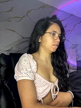 Rosita forever  online show from 10/14/25, 02:40