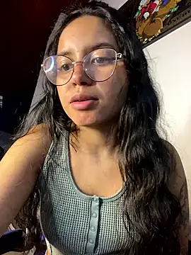 Rosita forever  online show from 01/18/26, 03:43