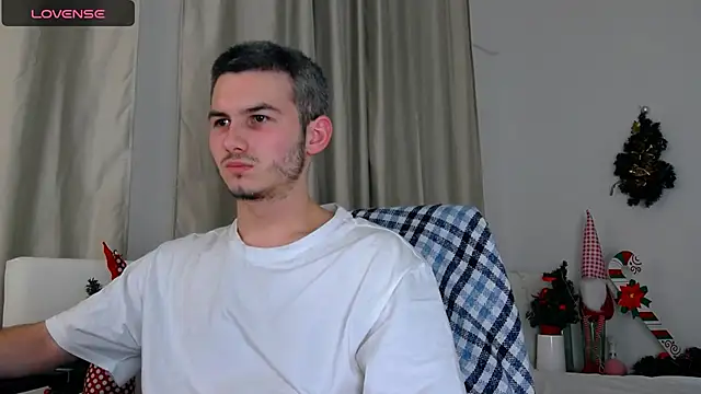 Snapshot of Devin_Jay chatting on 01/05/25, 07:39 Devin Jay online show from 01/05/25, 07:39