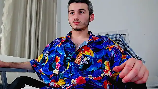 Snapshot of Devin_Jay chatting on 01/14/25, 01:47 Devin Jay online show from 01/14/25, 01:47