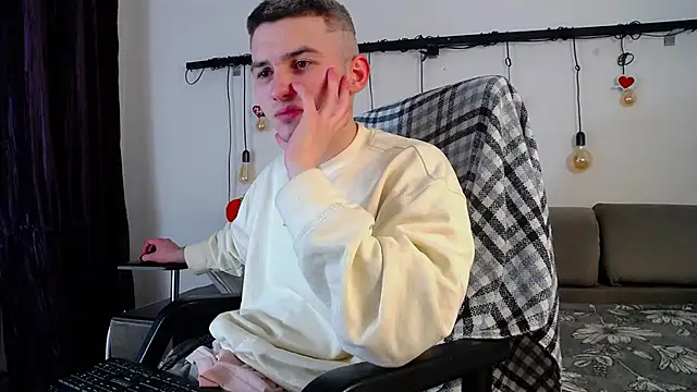 Devin Jay online show from 02/07/25, 08:10