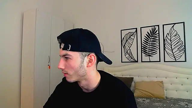 Snapshot of Devin_Jay chatting on 02/21/25, 09:22 Devin Jay online show from 02/21/25, 09:22