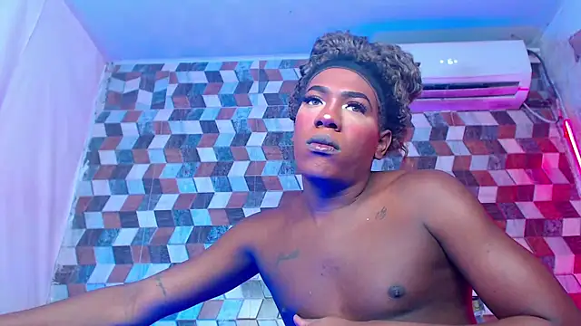 newgroupxxx online show from 03/03/25, 02:04