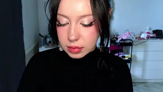 MoranaMissGod online show from 06/25/26, 01:04