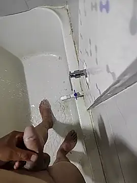 DTuannHallT online show from 12/19/25, 12:39