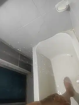 DTuannHallT online show from 04/07/26, 09:48