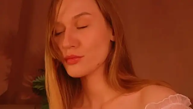 Hina  Derry online show from 01/04/25, 02:04