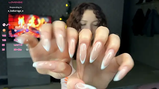 LilianGrindle online show from 11/28/25, 07:27