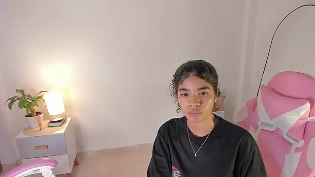 martina roldam online show from 09/08/25, 10:31