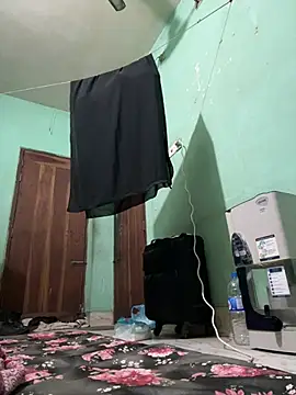 GildanK18 online show from 03/17/26, 03:04