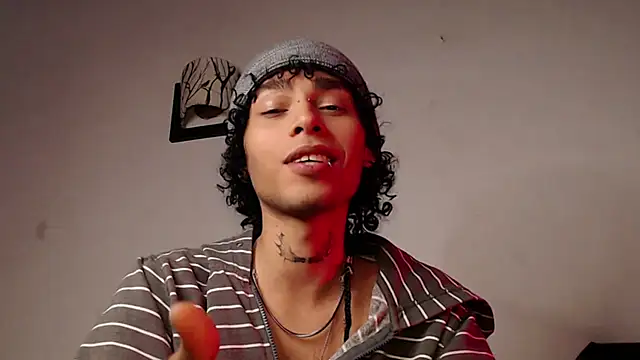 Snapshot of seven7xis chatting on 01/22/25, 09:35 seven7xis online show from 01/22/25, 09:35