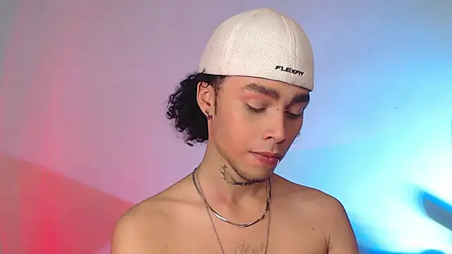 Snapshot of seven7xis chatting on 01/29/25, 04:58 seven7xis online show from 01/29/25, 04:58