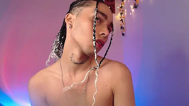 Snapshot of seven7xis chatting on 02/27/25, 03:36 seven7xis online show from 02/27/25, 03:36