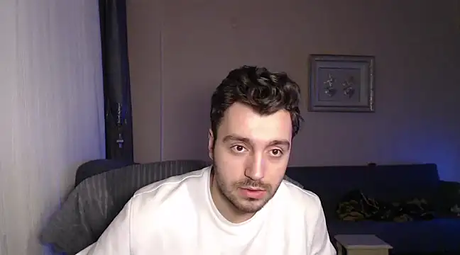 handsomeee04 online show from 03/17/25, 09:45