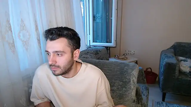 handsomeee04 online show from 05/15/26, 11:45
