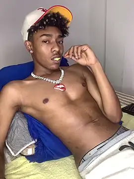 Boy cock18 online show from 01/06/25, 09:08