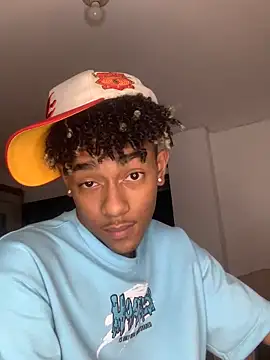 Boy cock18 online show from 02/20/25, 08:39