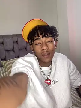 Boy cock18 online show from 02/20/25, 05:29