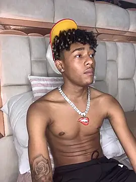 Boy cock18 online show from 02/24/25, 01:24