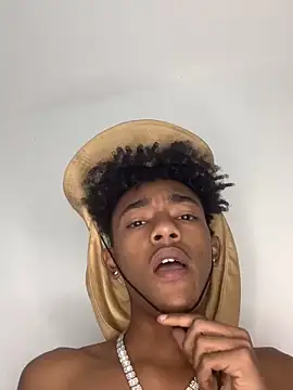 Boy cock18 online show from 03/07/25, 04:44