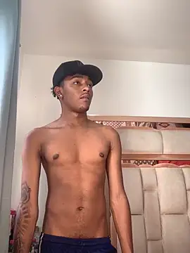 Boy cock18 online show from 10/28/25, 08:33