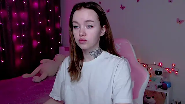 Snapshot of Naughty_Mable chatting on 10/30/25, 12:12 Naughty Mable online show from 10/30/25, 12:12