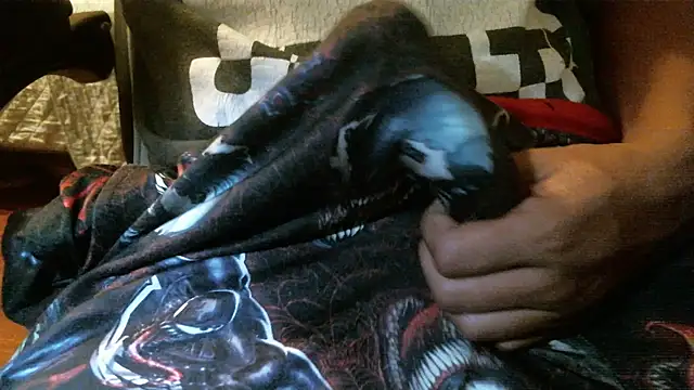 MelHorny03 online show from 12/22/25, 06:32