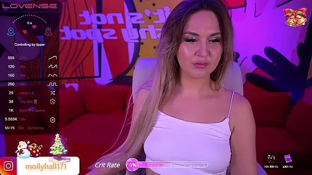Snapshot of LovelyMollyy chatting on 01/08/25, 11:41 LovelyMollyy online show from 01/08/25, 11:41