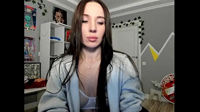 Snapshot of One_of_the_girls chatting on 02/22/25, 06:52 One of the girls online show from 02/22/25, 06:52