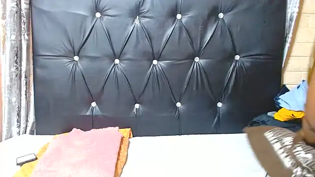 Snapshot of EROTIC_BARBIE28 chatting on 07/04/26, 12:33 EROTIC BARBIE28 online show from 07/04/26, 12:33