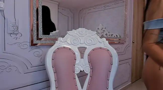 Daphne Fox  online show from 03/08/25, 03:06