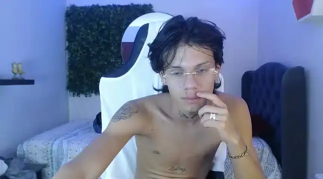 andy dan18 online show from 12/28/24, 08:04